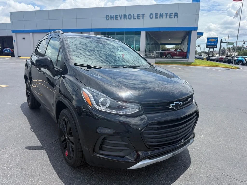 Used 2021 Chevrolet Trax LT with VIN KL7CJPSM6MB364918 for sale in Winter Haven, FL