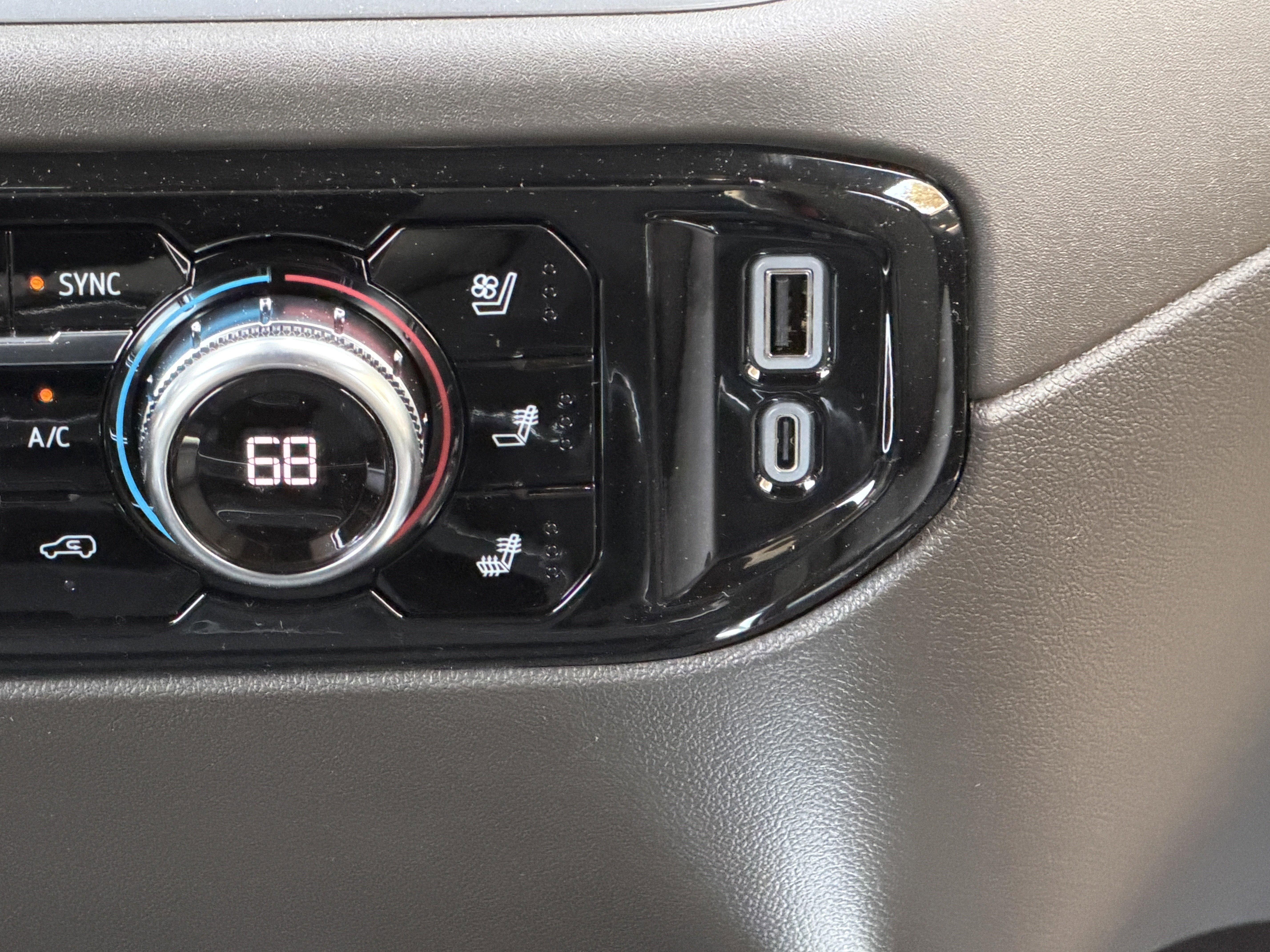 2026 GMC Sierra 2500HD SLT - Photo 30