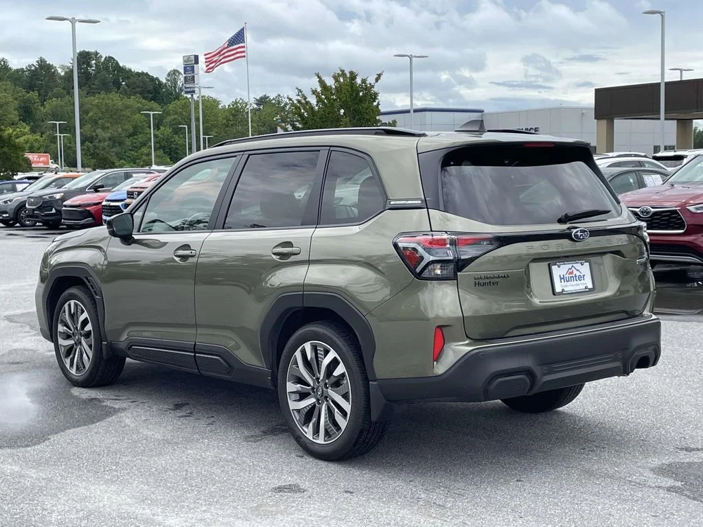 2025 Subaru Forester Touring - Photo 25