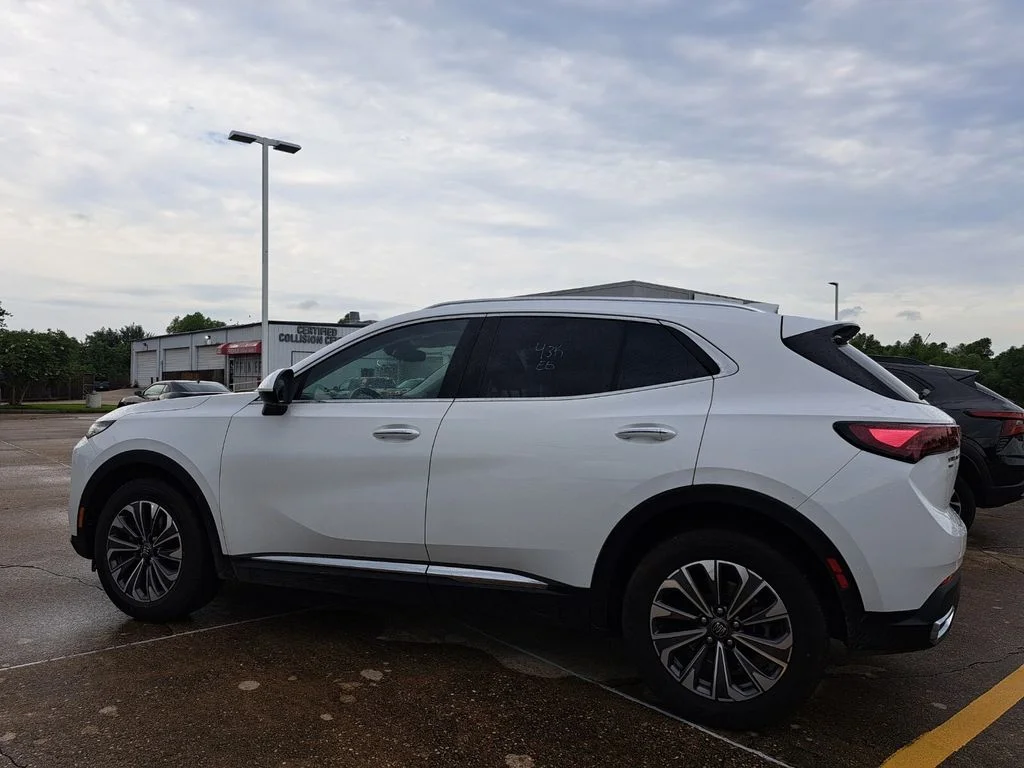 Used 2024 White Buick Preferred image 5