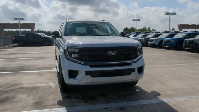 New 2026 Space Silver Metallic Ford Platinum® image 74