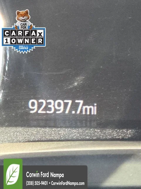 Used 2022 White Ford Lariat image 12