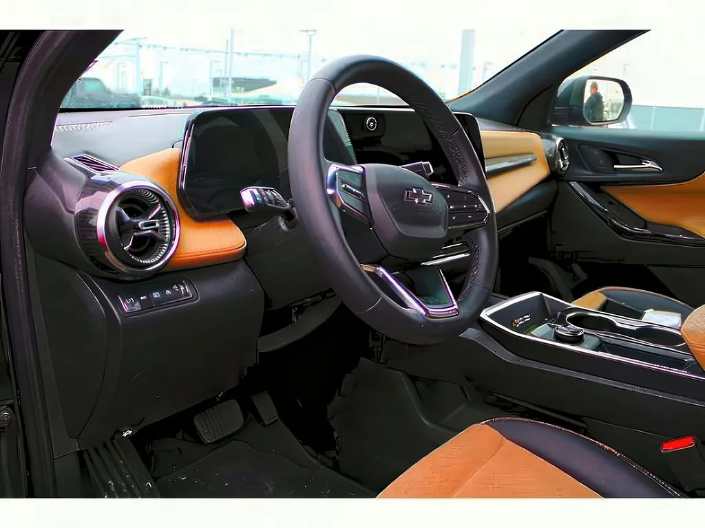 2025 Chevrolet Equinox ACTIV - Photo 7