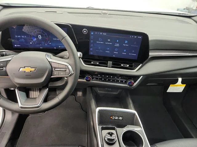New 2027 White Chevrolet LT image 39