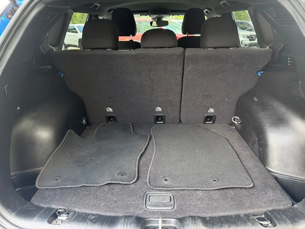 Used 2023 Laser Blue Jeep Sport image 7