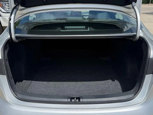 Certified Used 2025 CLASSIC SILVER METALLIC Toyota LE image 29