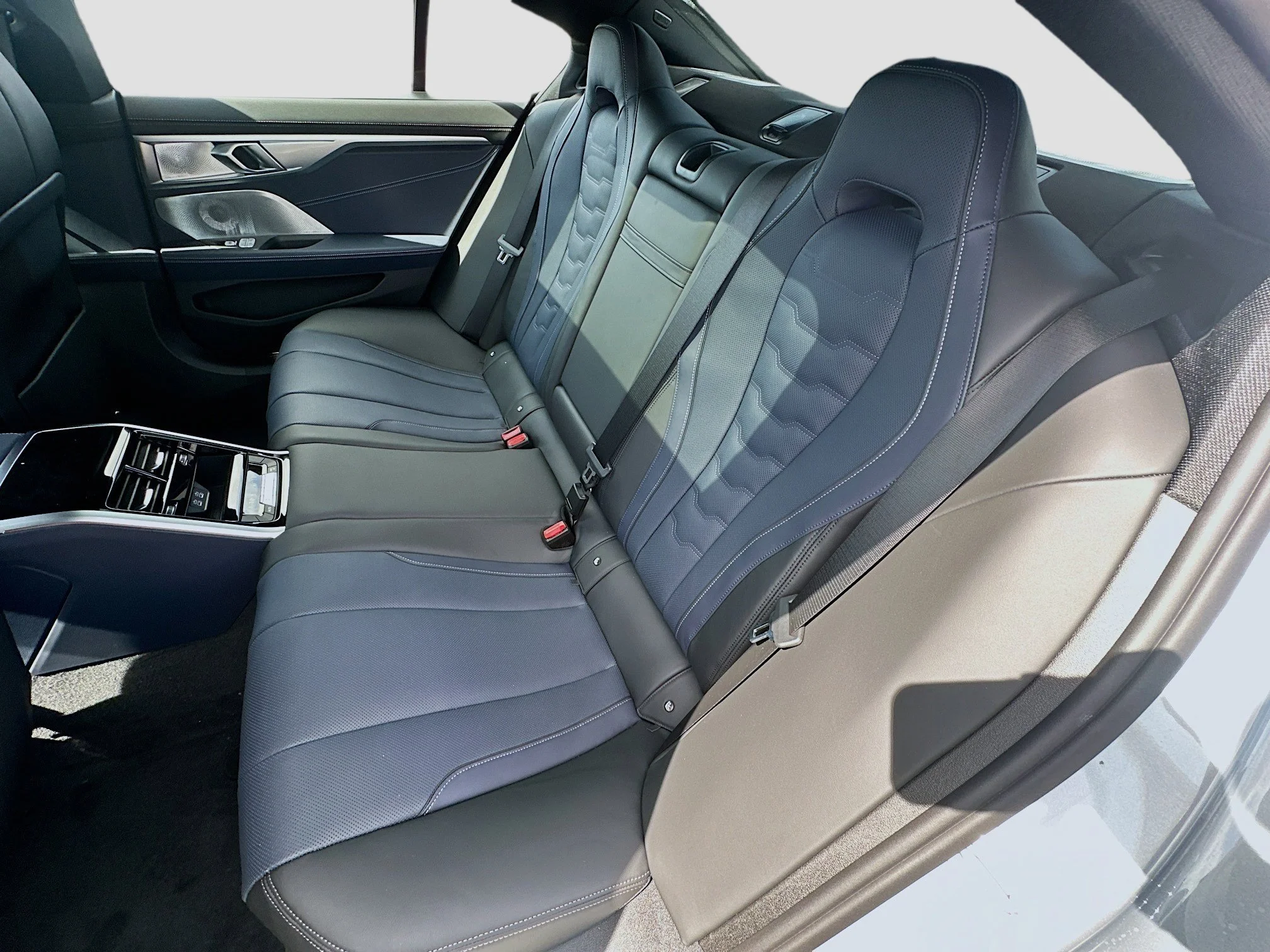 2026 BMW 8 Series 840i - Photo 19