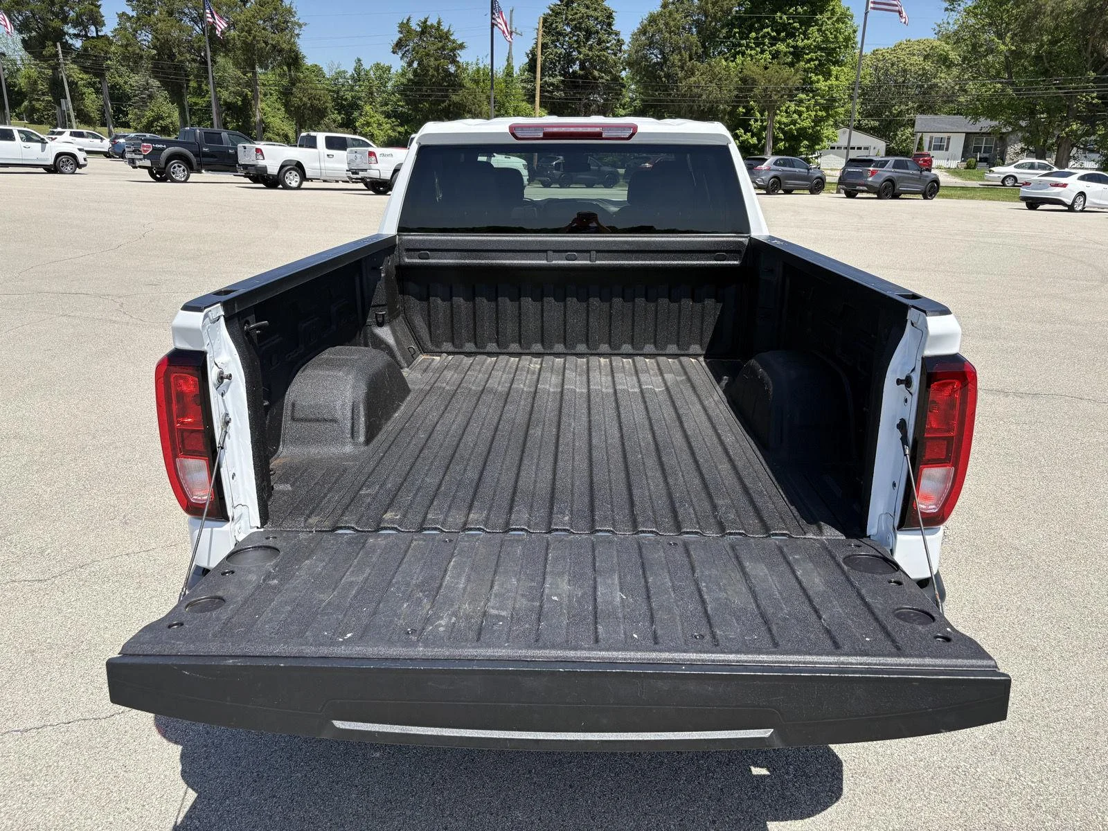 Used 2023 Summit White GMC Pro image 21