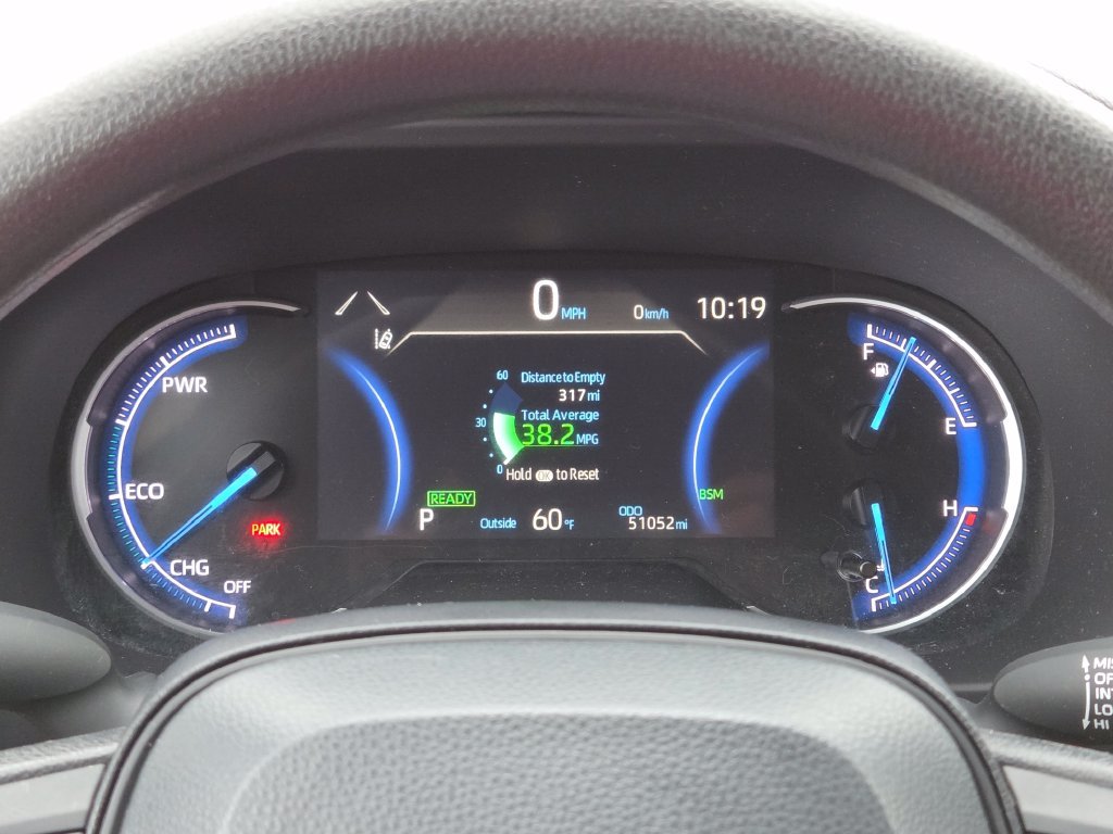 Used 2025 Red Toyota XLE image 23