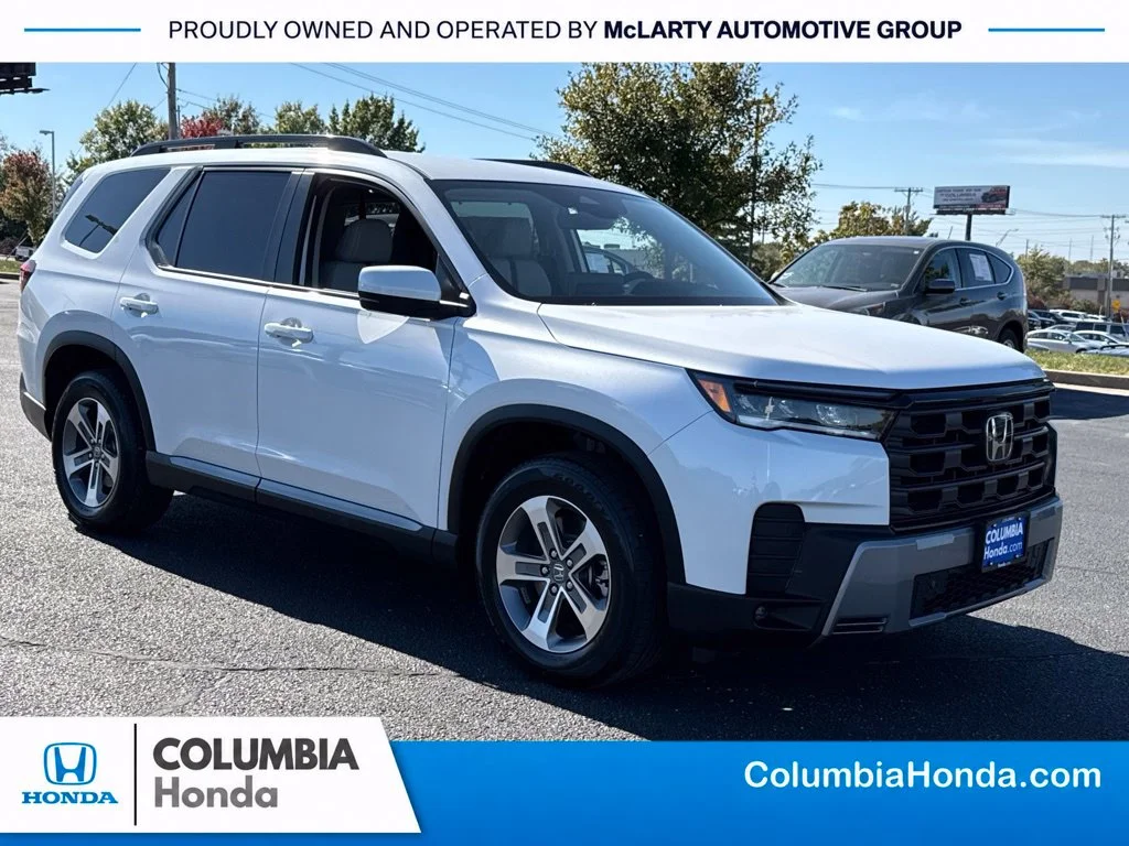 Used 2026  Honda EX-L image 1