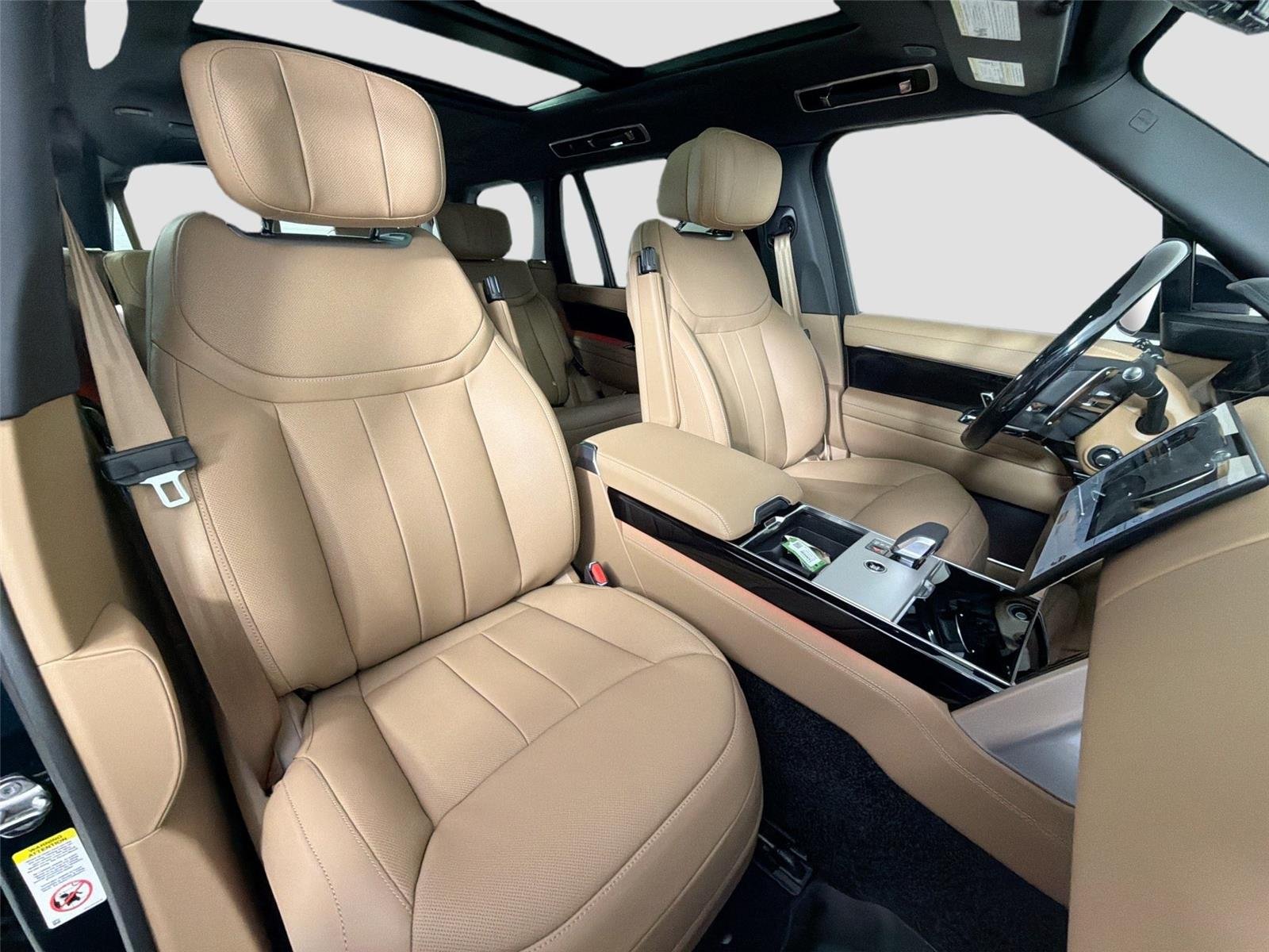 New 2026 British Racing Green LAND ROVER Autobiography image 28