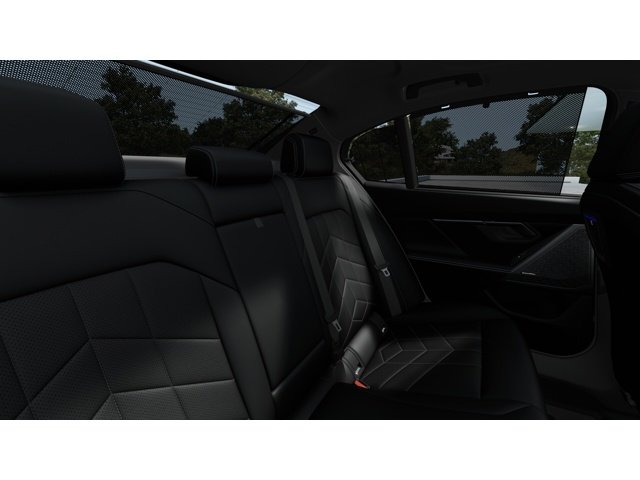 New 2027 Oxide Grey Metallic BMW 530i xDrive image 12