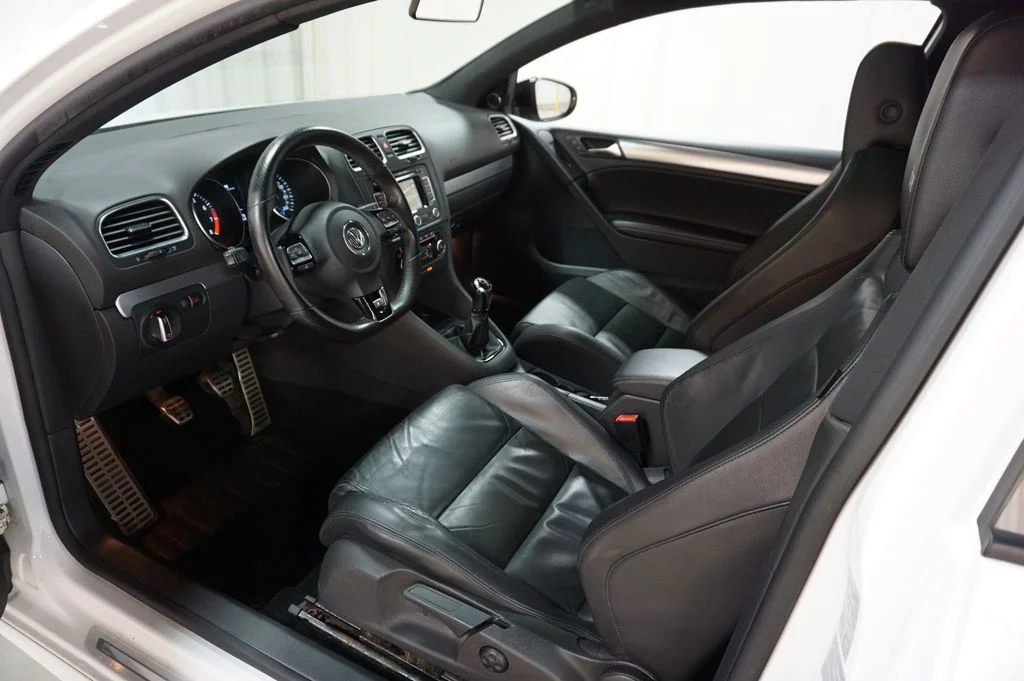 Used 2012 Candy White Volkswagen R image 29