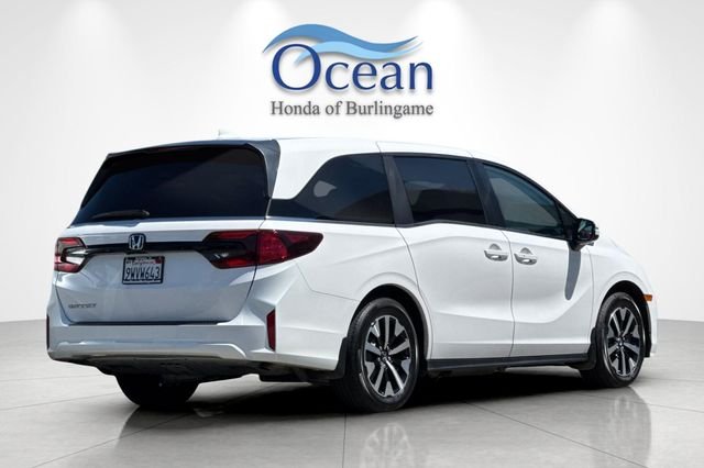 Certified Used 2026 Platinum White Pearl Honda EX-L image 4