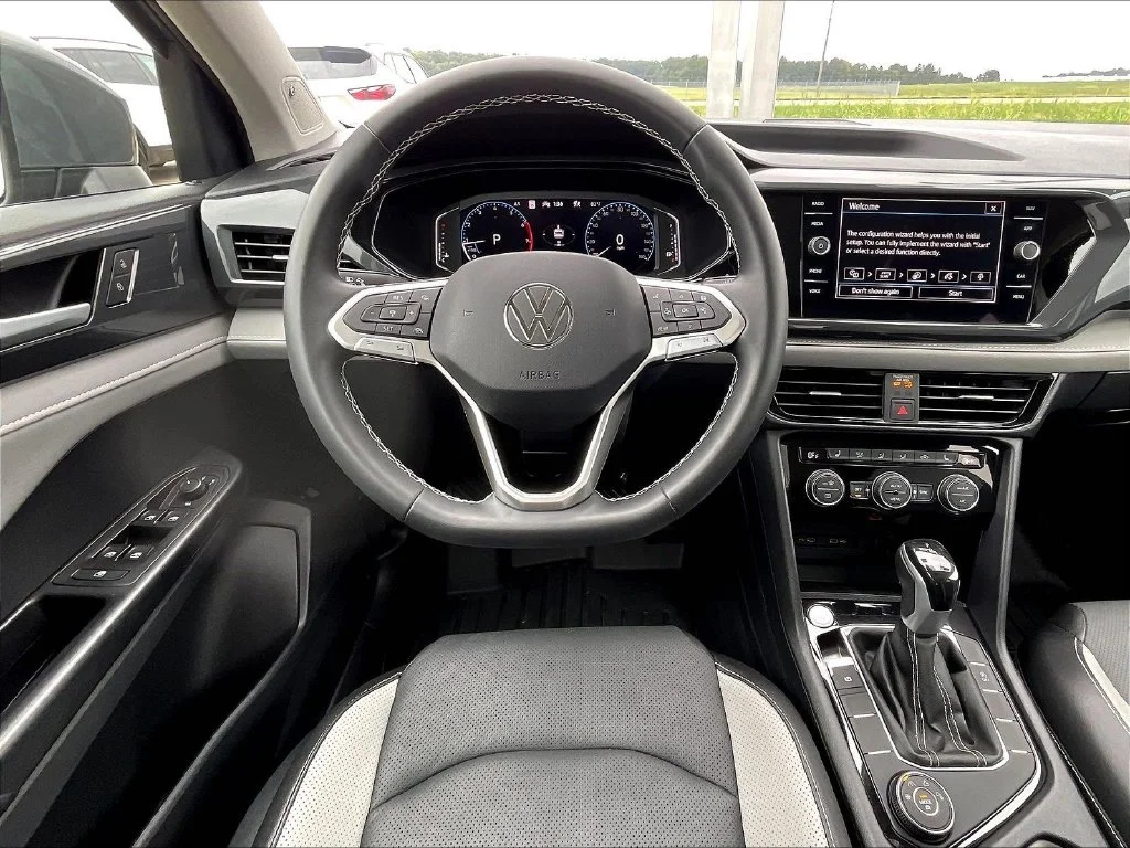 Certified Used 2023 Gray Volkswagen 1.5T SEL image 10