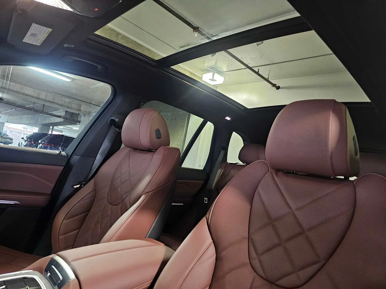 New 2026 Black Sapphire Metallic BMW xDrive40i image 34