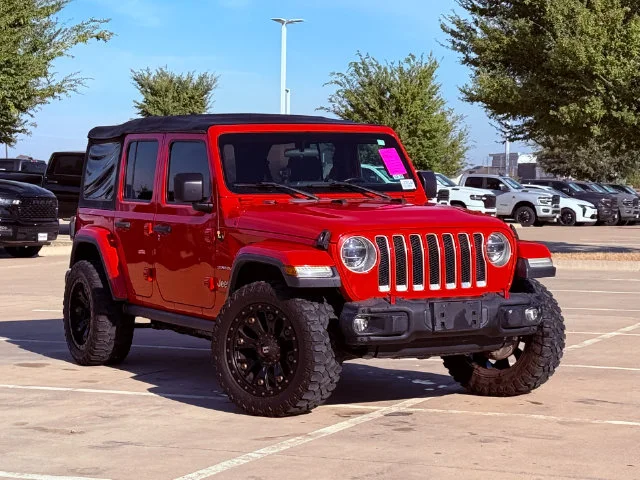 Used 2018 Red Jeep Unlimited Sahara image 6