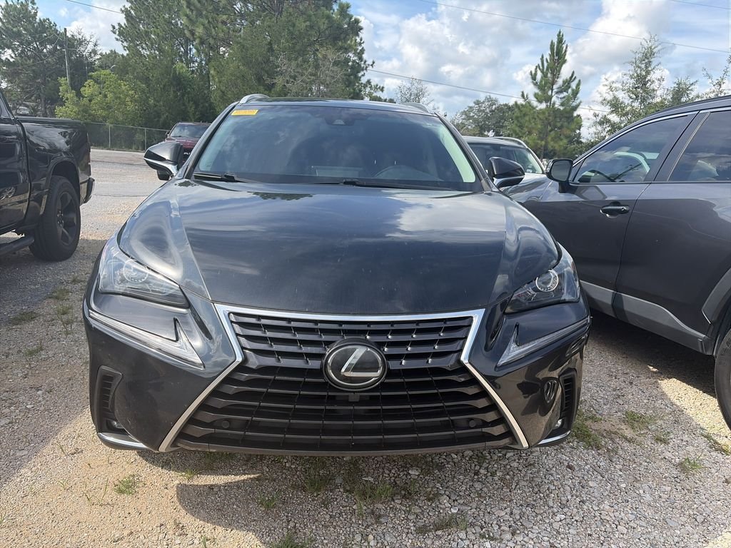 Used 2018  Lexus 300 Base image 3