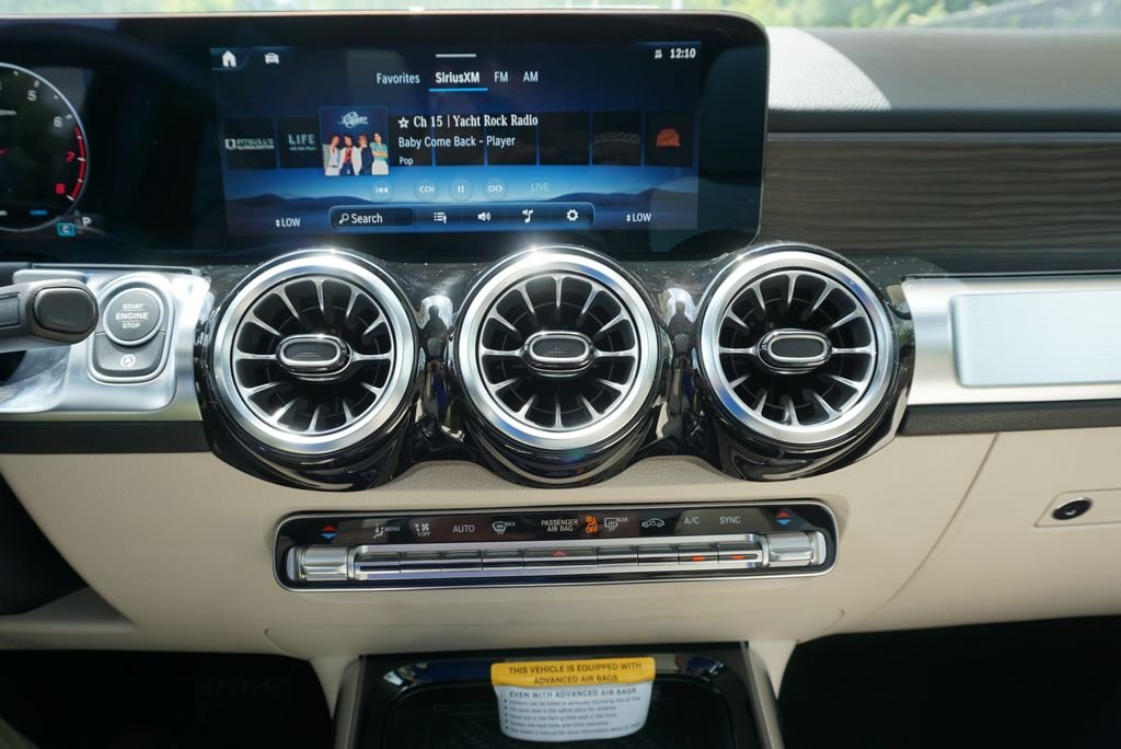 2025 Mercedes-Benz GLB Base - Photo 33