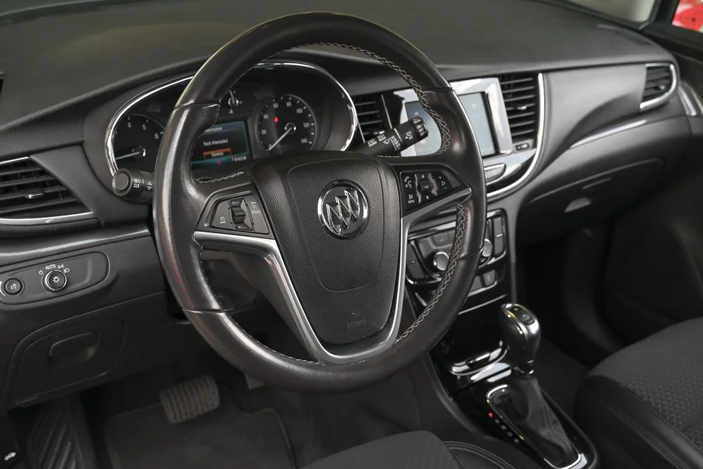 Used 2022 White Buick Preferred image 12