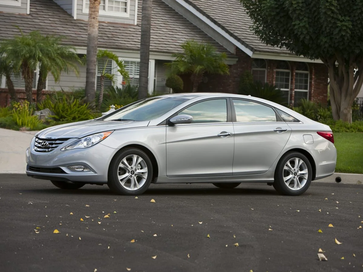 2013 Hyundai Sonata GLS I4 A/T's photo