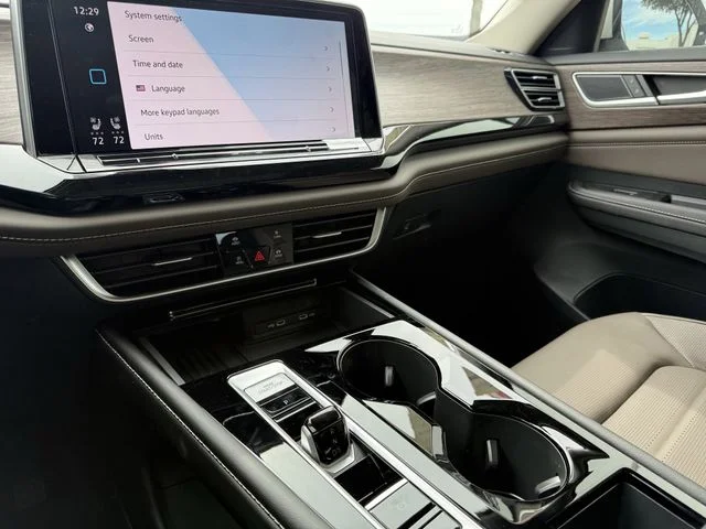 New 2026 White Volkswagen 2.0T SEL image 12