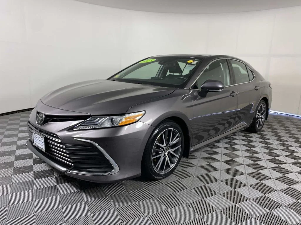 Used 2023 Gray Toyota XLE image 4