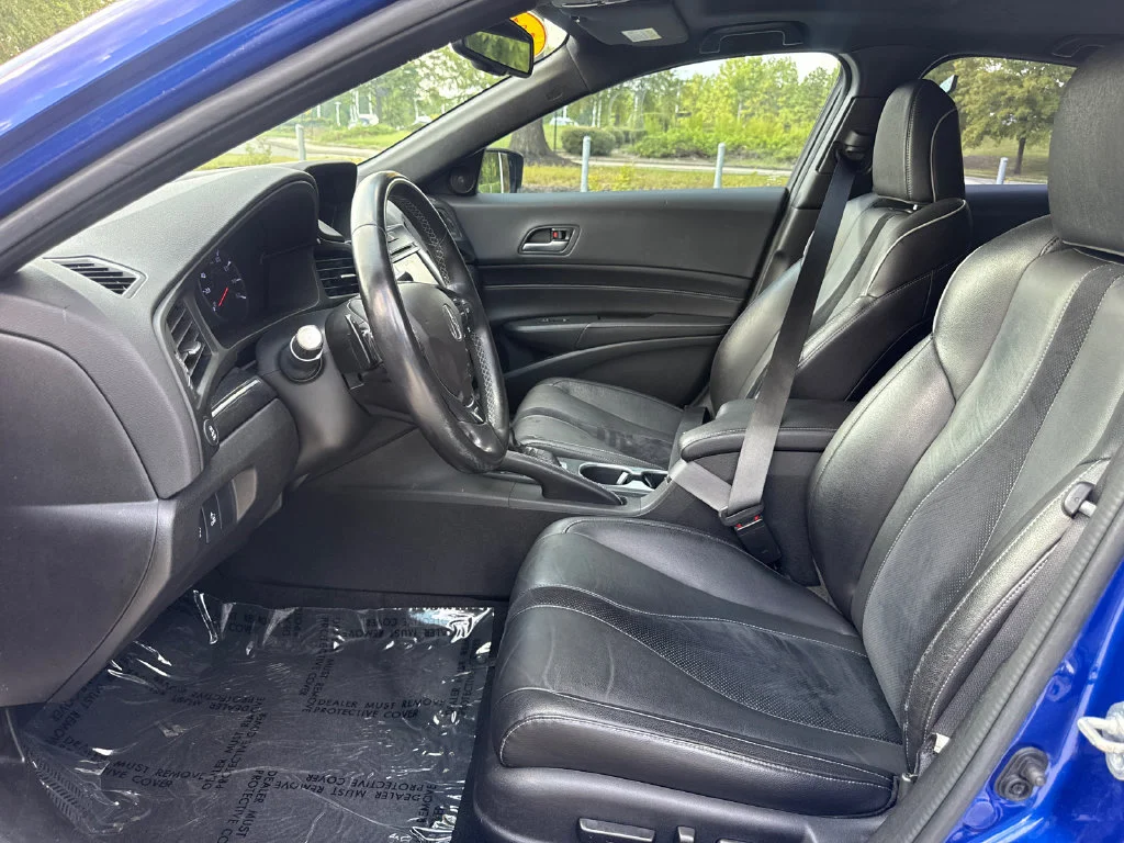 Used 2019 Apex Blue Pearl Acura Premium and A-SPEC Packages image 12