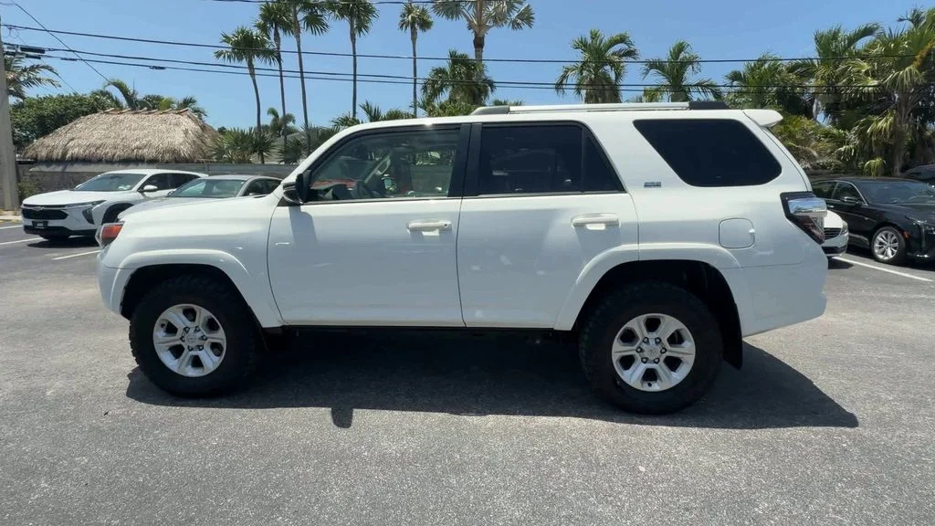 Used 2023 White Toyota SR5 Premium image 5