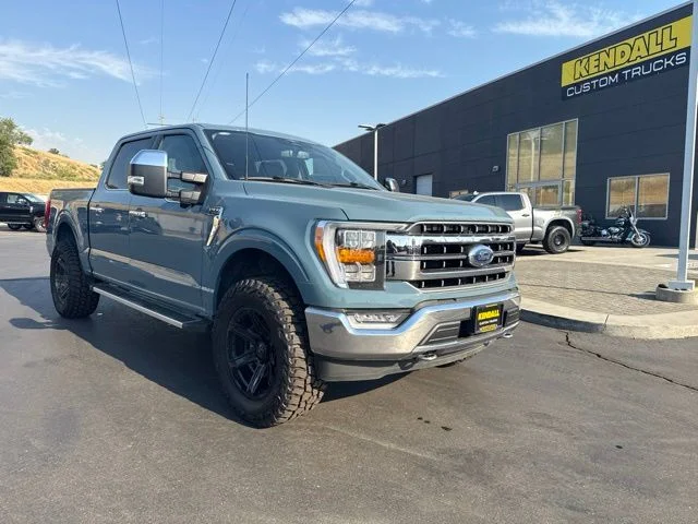 Used 2023 Blue Ford Lariat image 2