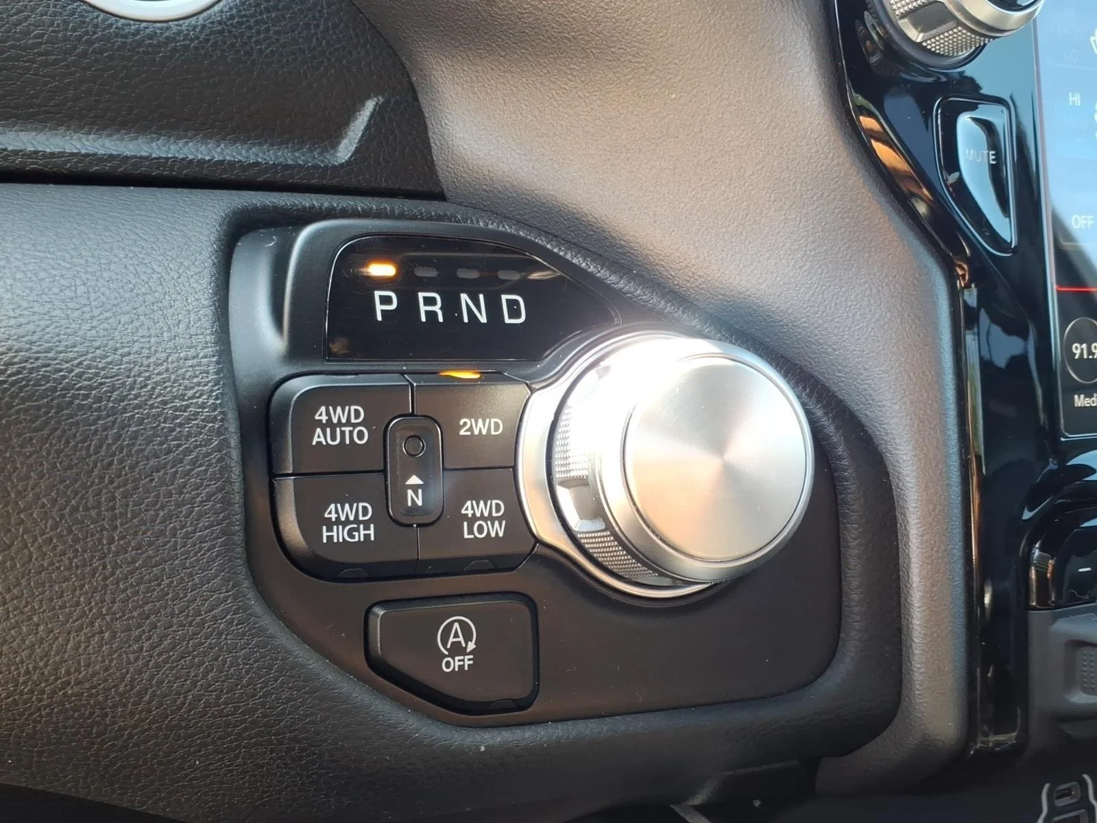 Used 2021 Patriot Blue Pearlcoat Ram Laramie image 7
