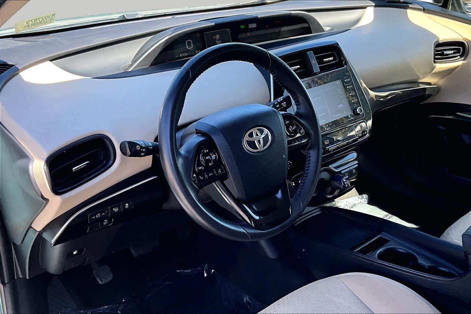 Used 2021 Sea Glass Pearl Toyota LE image 17