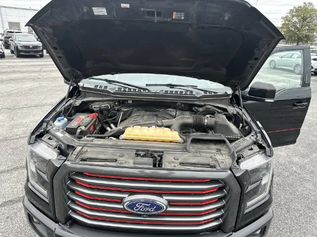 Used 2016 Black Ford Lariat image 25
