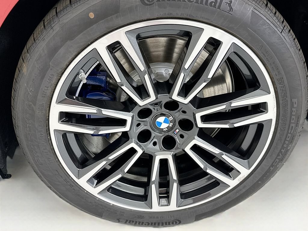 New 2027 Red Metallic BMW 550e xDrive image 30