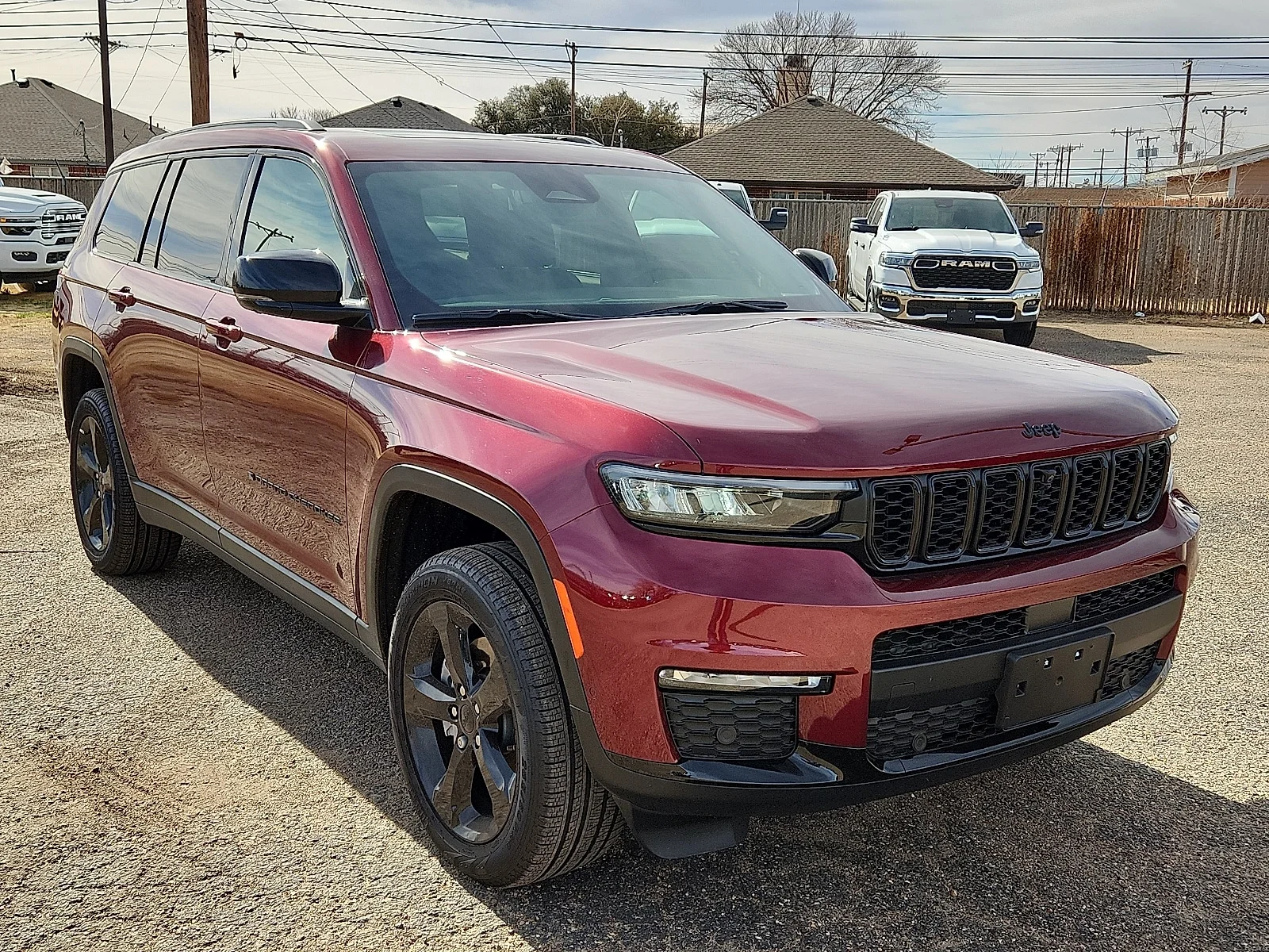 New 2025 PRV Velvet Red Jeep L LIMITED 4X4 image 6