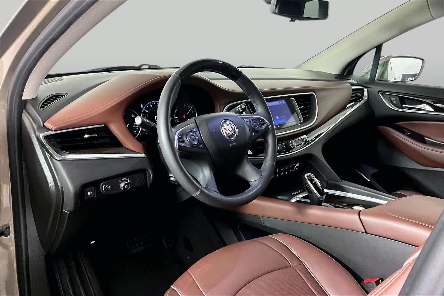 Certified Used 2020 CHAMPAGNE GOLD METALLIC Buick Avenir image 16