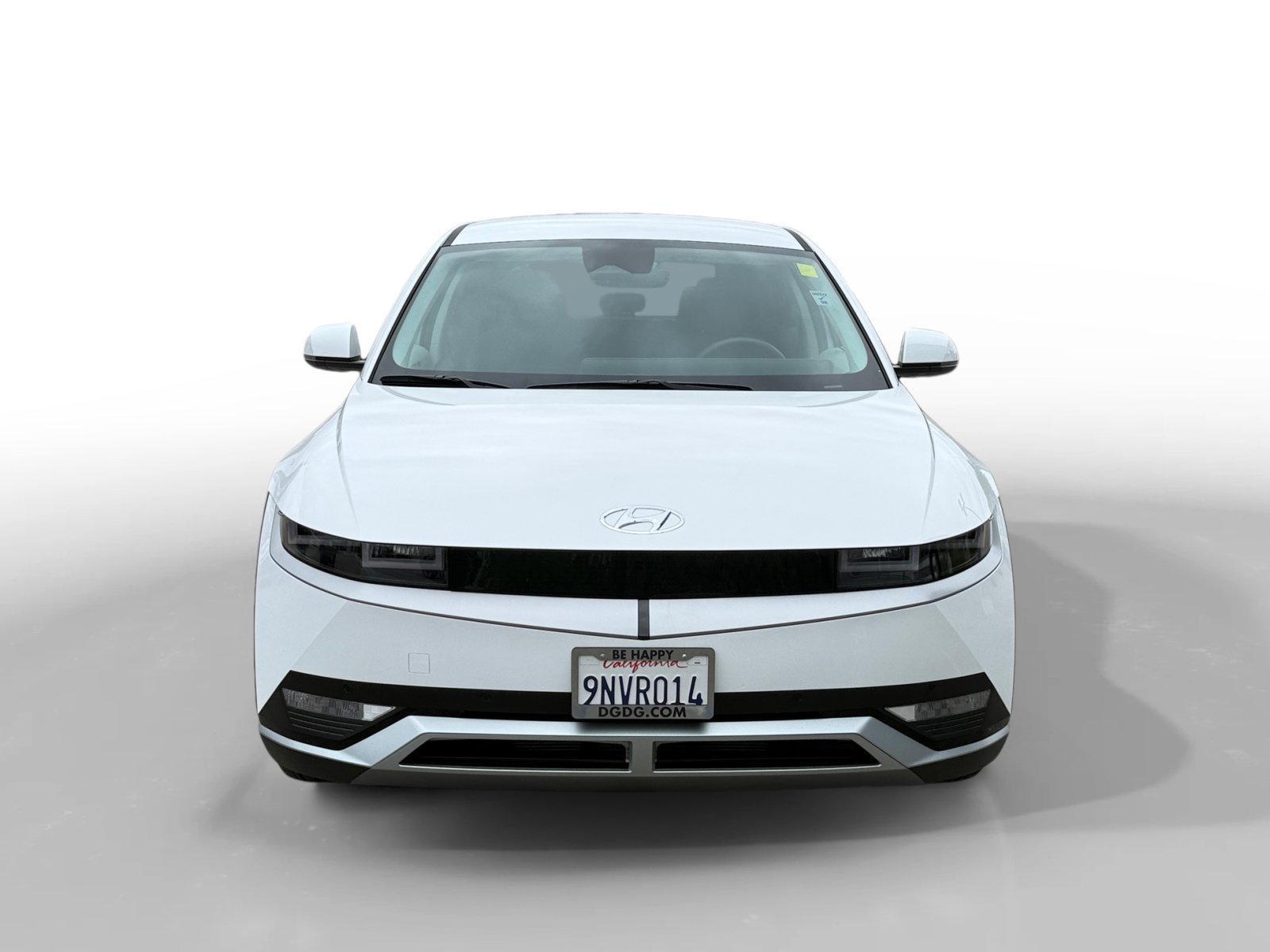 Certified Used 2024 Atlas White Hyundai SEL image 8