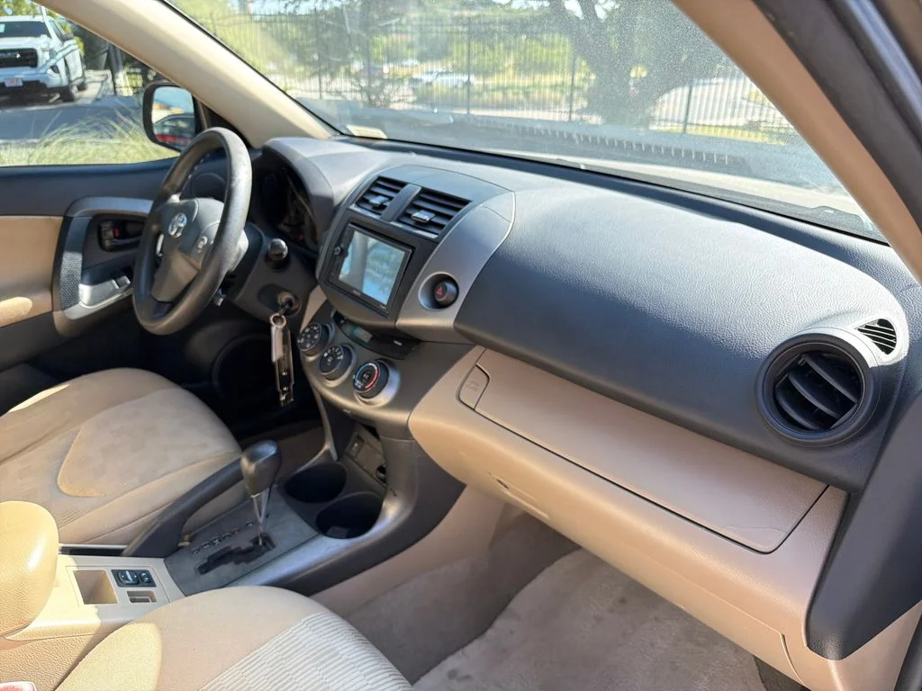 Used 2010 Brown Toyota Base image 35