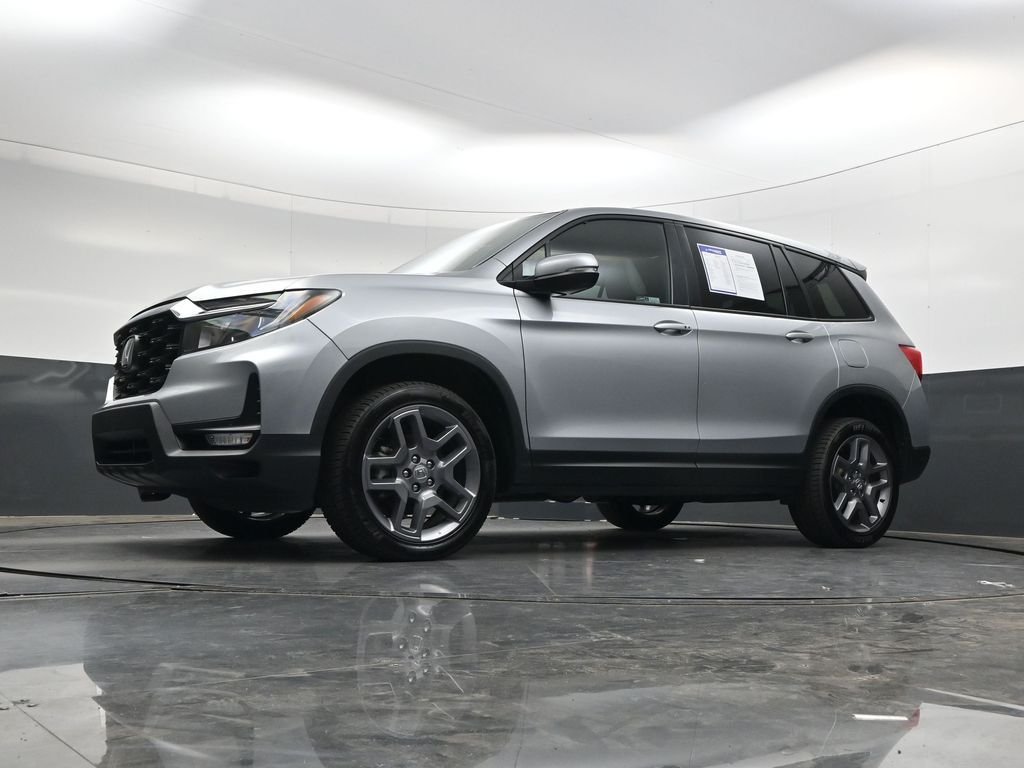Used 2023  Honda EX-L image 34