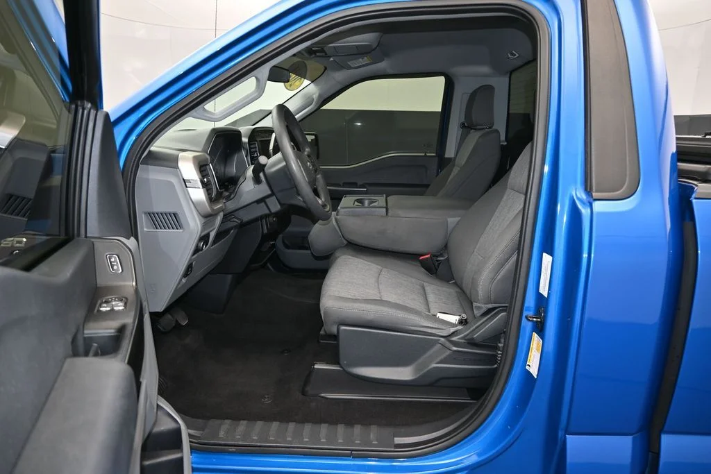 Used 2021 Blue Ford XL image 12