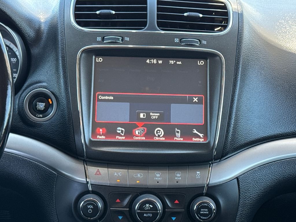 Used 2020 Silver Dodge Crossroad image 22