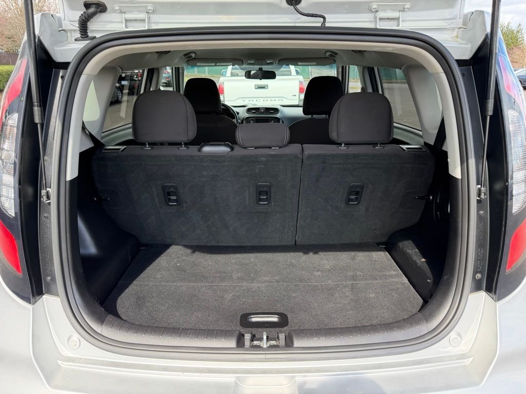 Used 2018 Bright Silver Kia Base image 10