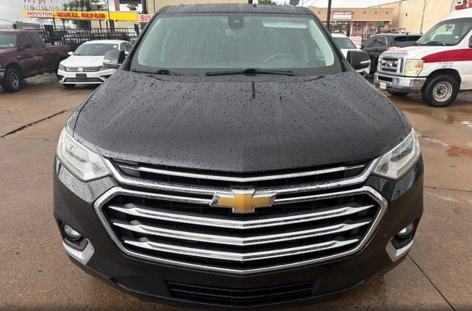 Used 2019 Mosaic Black Metallic Chevrolet High Country image 2