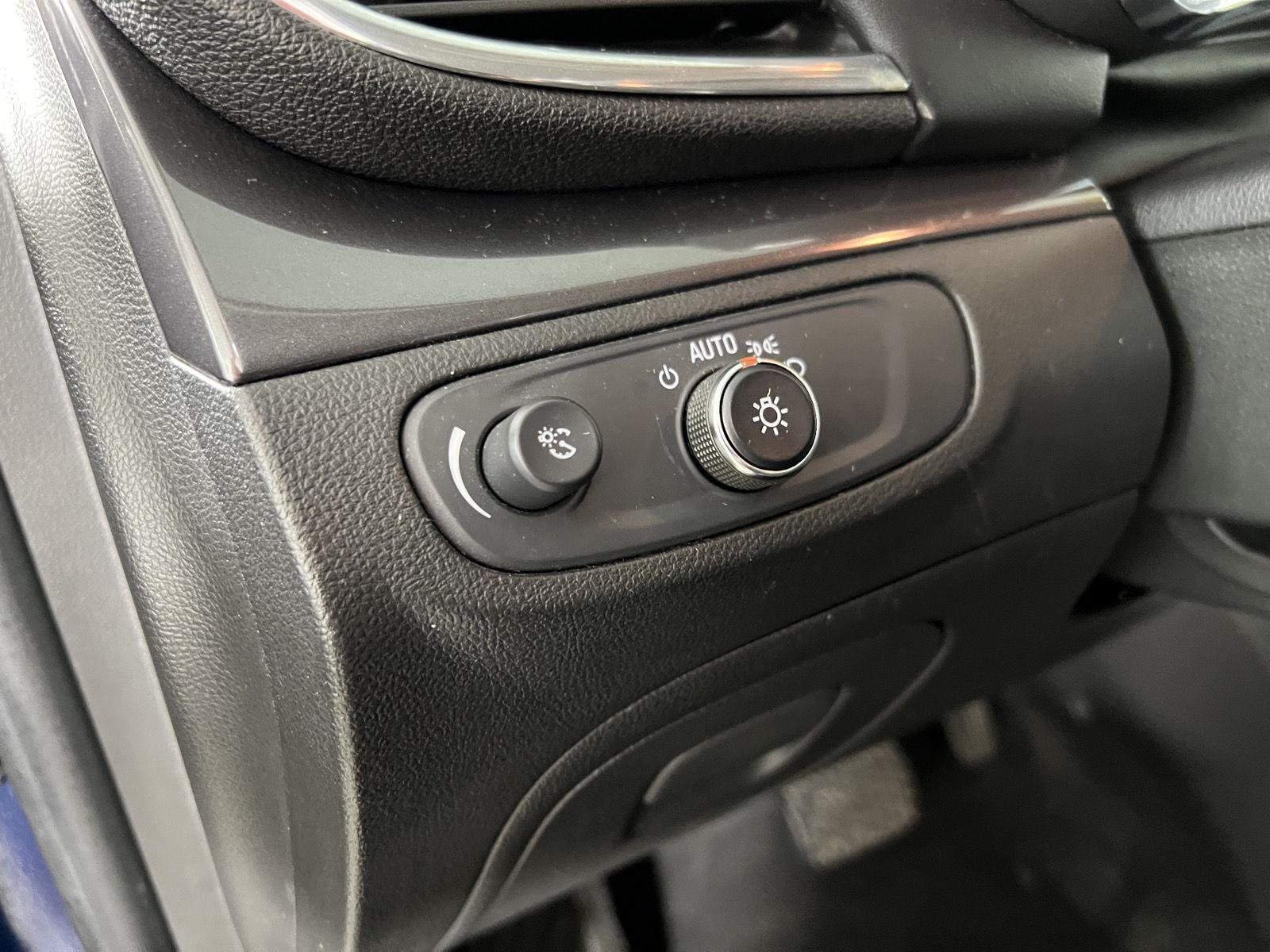 Used 2019 Deep Azure Metallic Buick Preferred image 13