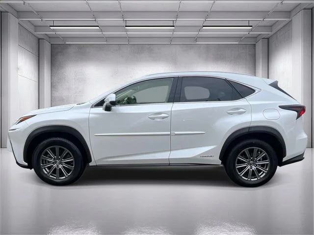 Used 2019 White Lexus 300h image 6