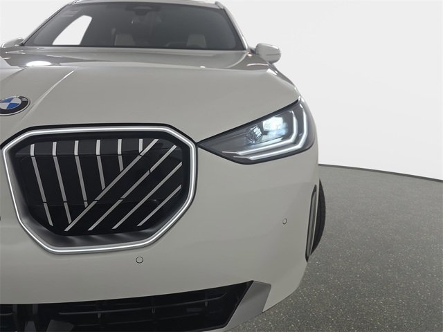 Certified Used 2026 Alpine White BMW 30 xDrive image 31