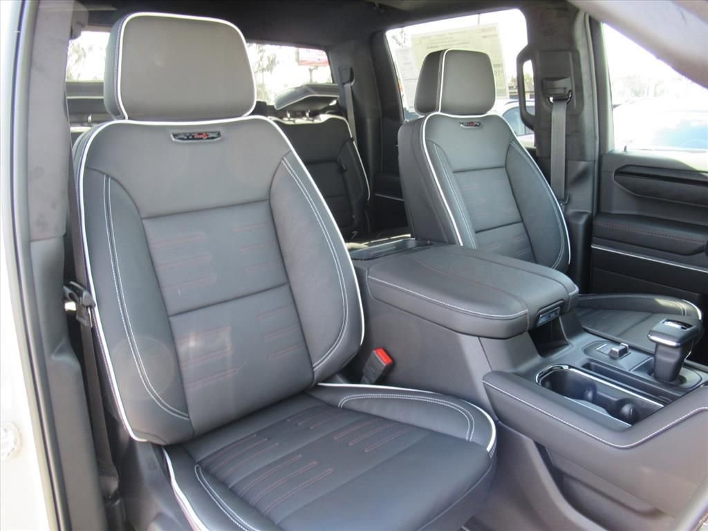 2026 GMC Sierra 1500 AT4X - Photo 8