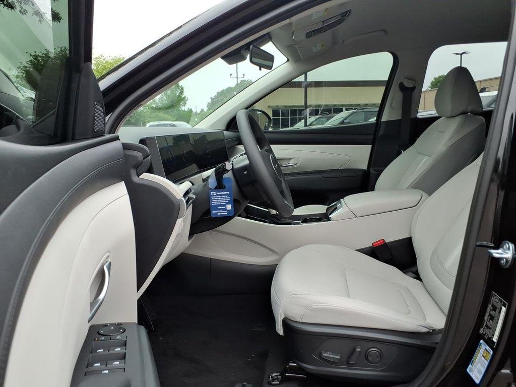 New 2026 Black Hyundai SEL FWD image 14