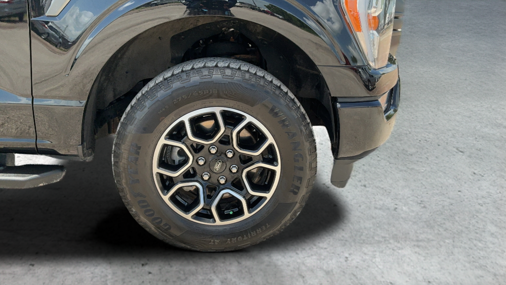Certified Used 2023 Gray Ford XLT image 25