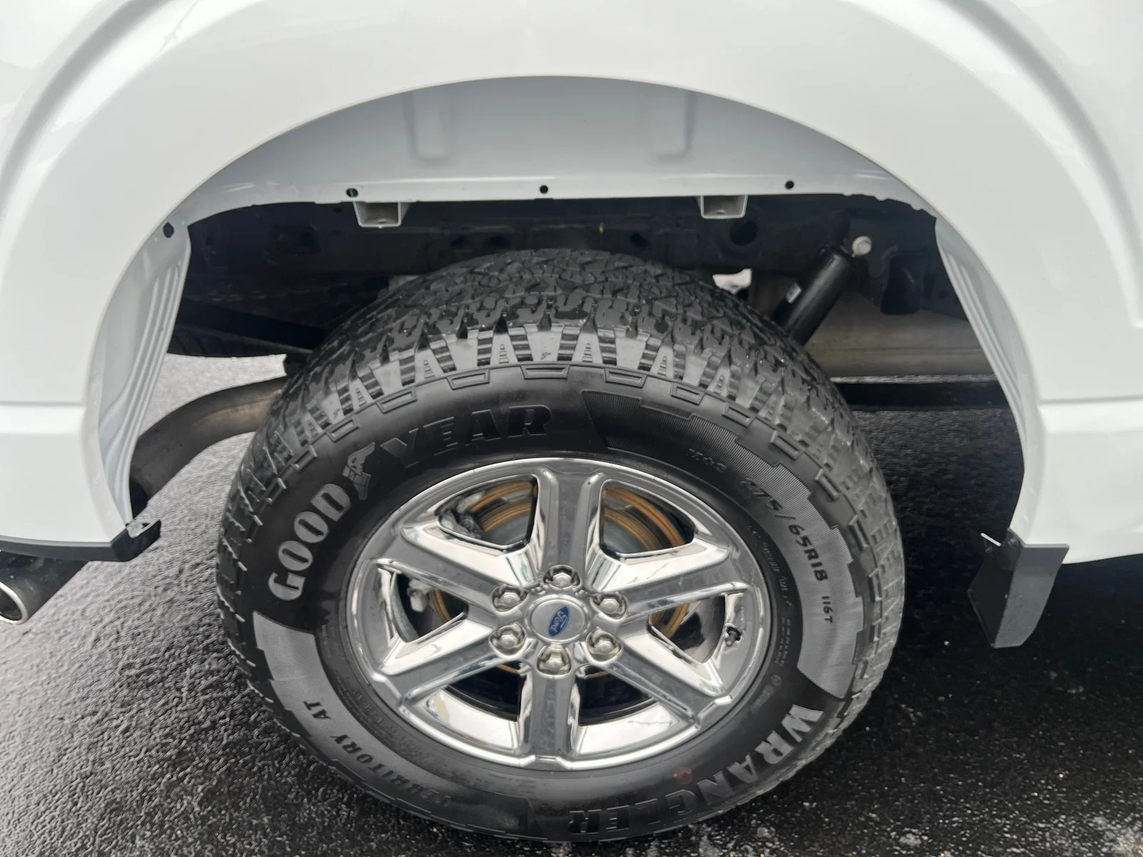 Used 2025 White Ford XLT image 5